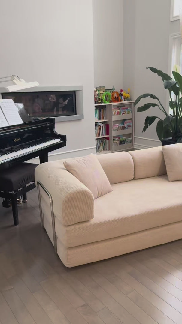 Load video: Snuggle 63"